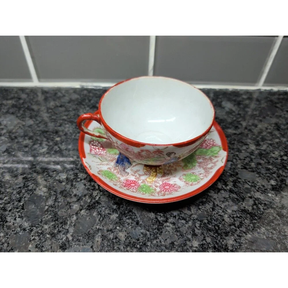 Vintage Japanese hand-painted geisha girl Rose medallion teacup and saucer
